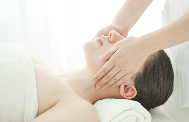 フェイシャルトリートメントFacial Care